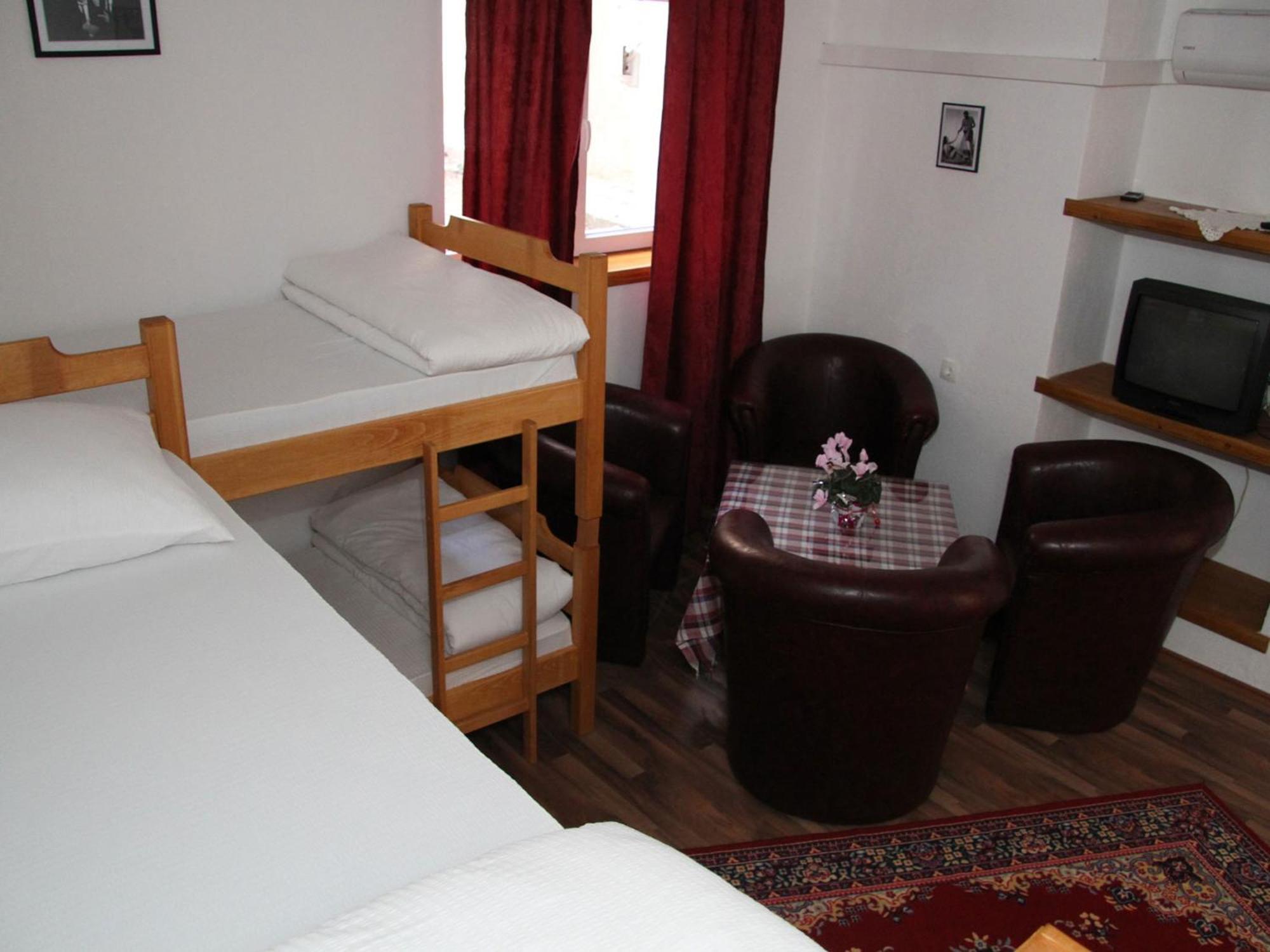 Hostel David Mostar Rum bild